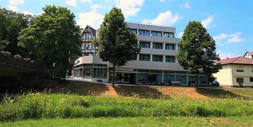 Hotel Schober Am Kurpark Bad Salzschlirf Exterior foto